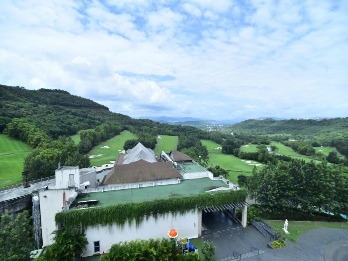 Oxford Golf Resort Pirangut Luaran gambar
