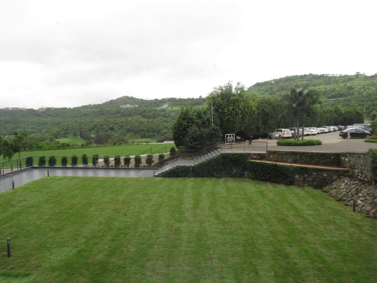 Oxford Golf Resort Pirangut Luaran gambar