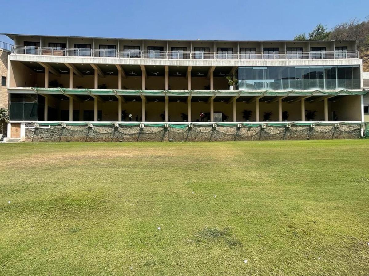 Oxford Golf Resort Pirangut Luaran gambar