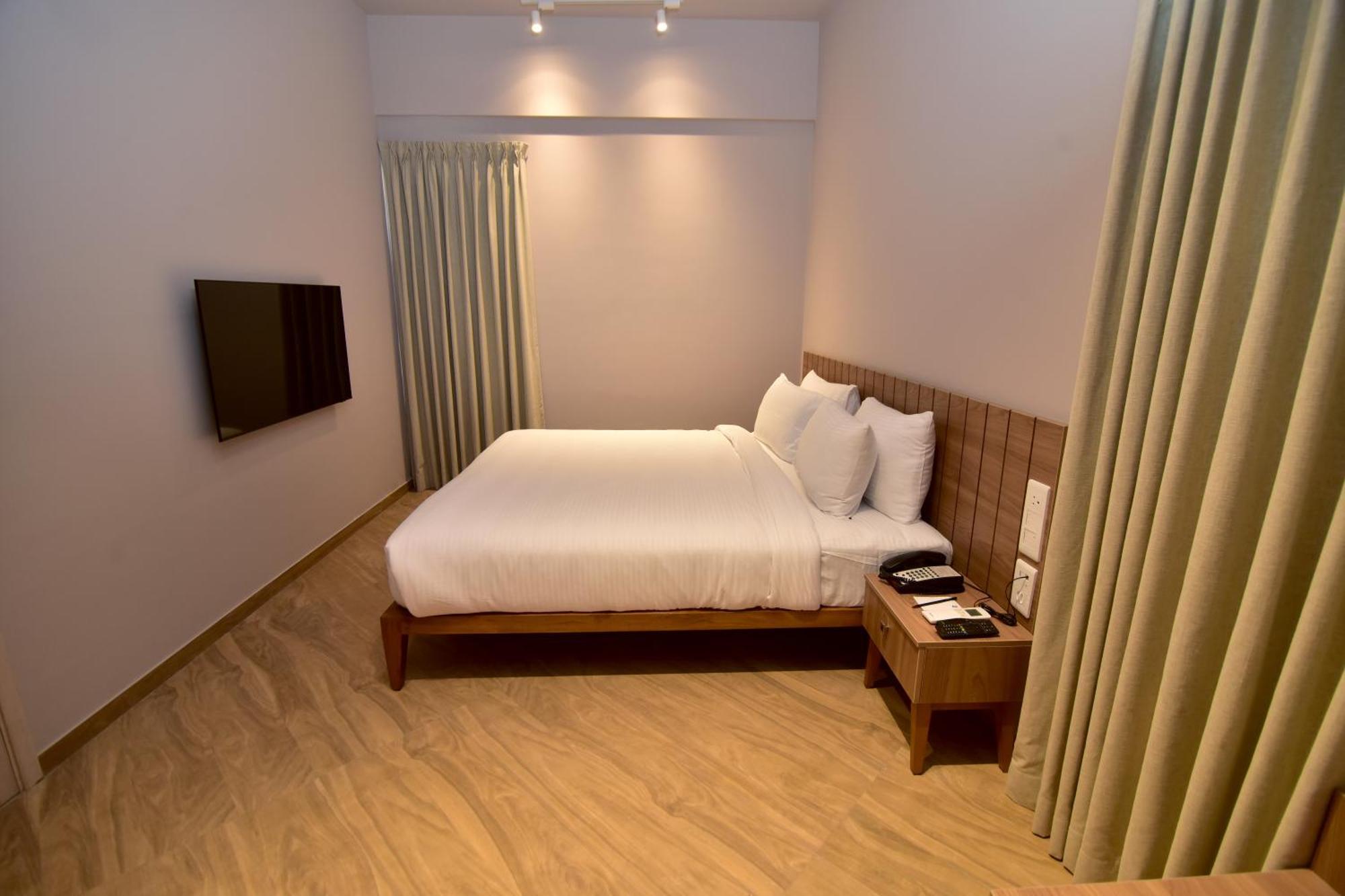 Oxford Golf Resort Pirangut Luaran gambar